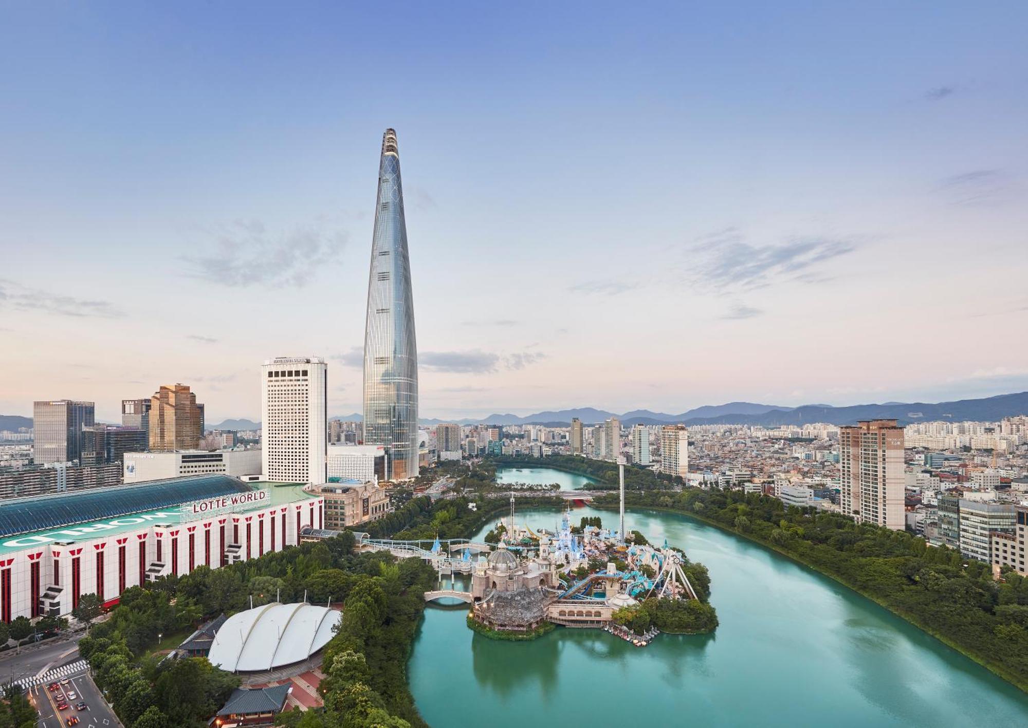 Lotte Hotel World Seoul Exterior photo